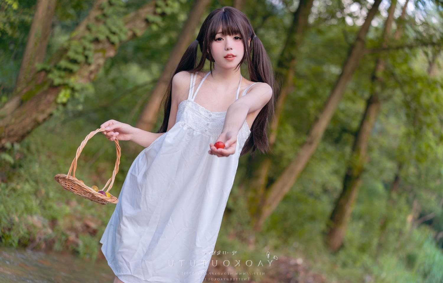 �й���Ů����