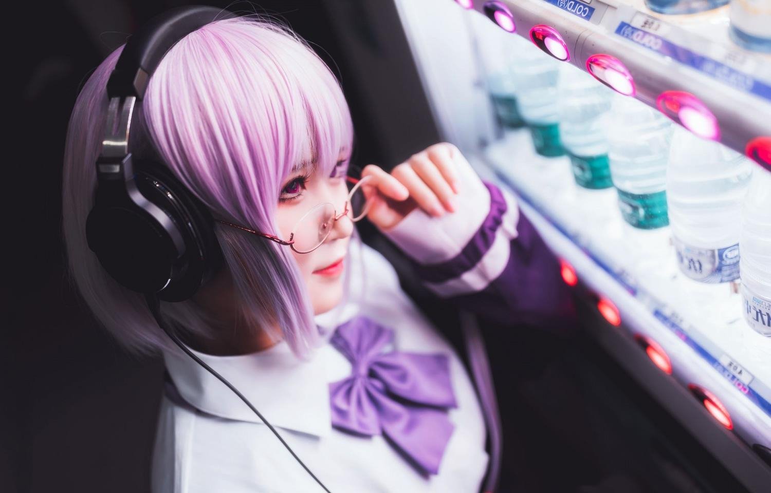 25��Ů�������ճ�ȫ����ѹۿ�