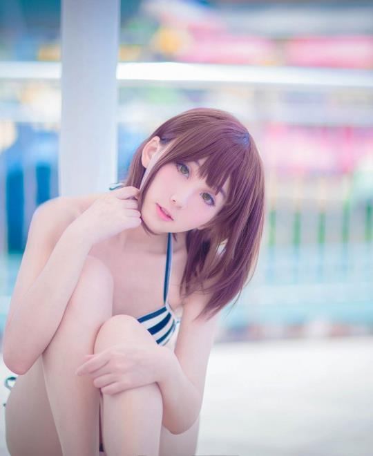 �Ե����±����